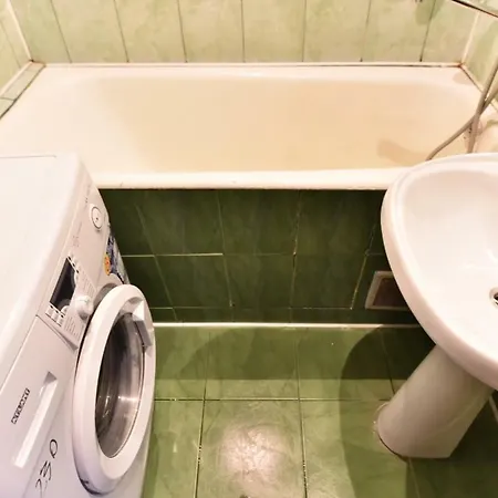 Zhukovskogo 5 1